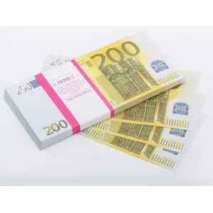 Деньги сувенирные 200 Евро