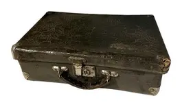 Чемодан старый